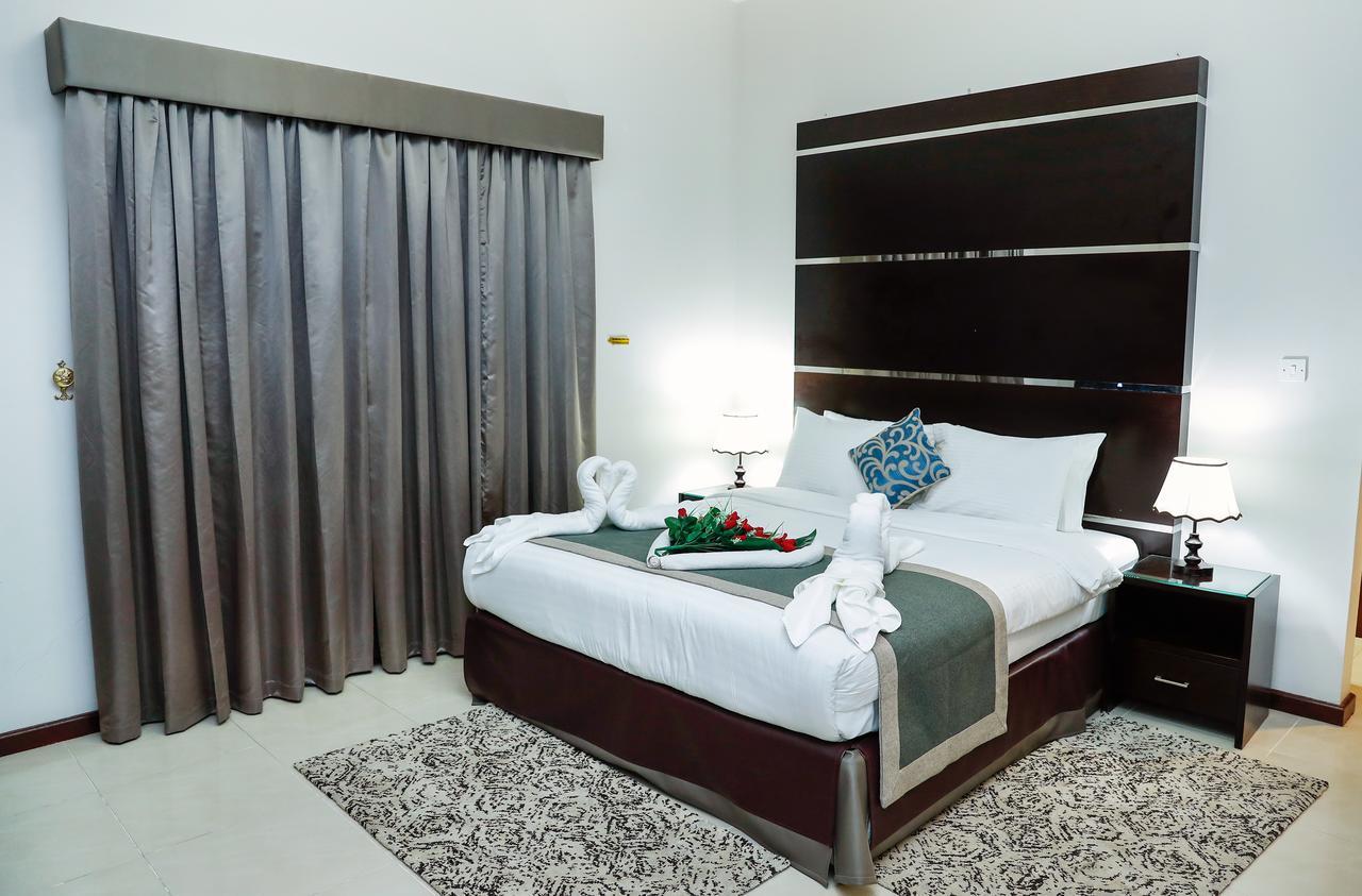 Aparthotel Ruru Tower Al Manamah Esterno foto