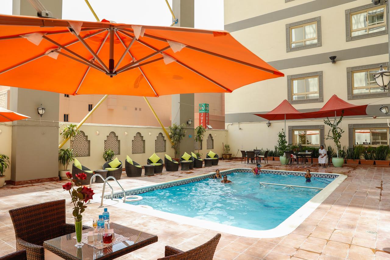 Aparthotel Ruru Tower Al Manamah Esterno foto